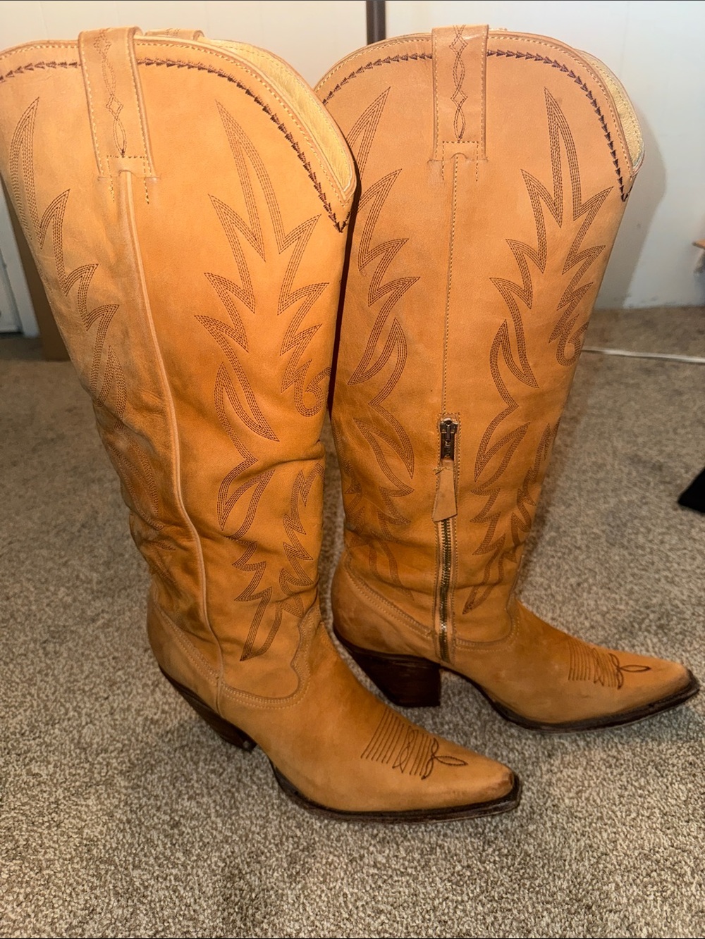 Idyllwind Gwennie cowgirl boots size 11b tan discontinued